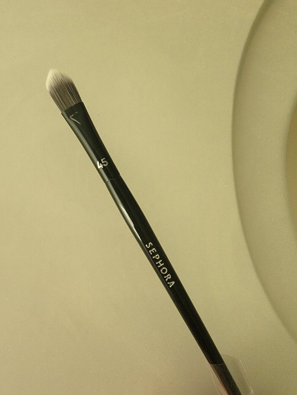 SEPHORA COLLECTION Pro Concealer Brush #45